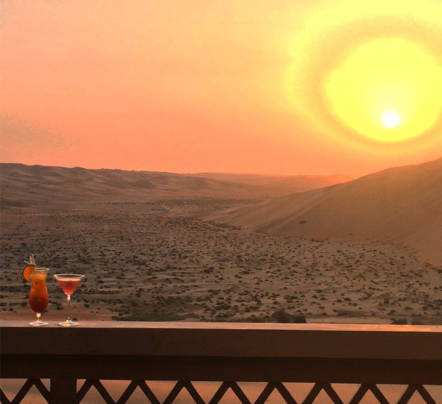 Qasr Al Sarab Sunset cocktail and Liwa Day Tour from Abu Dhabi