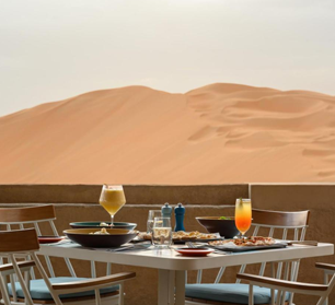 Qasr Al Sarab Lunch and Liwa Day Tour from Abu Dhabi