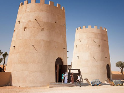 Come and Drive Quad Bikes in Abu Dhabi Desert 