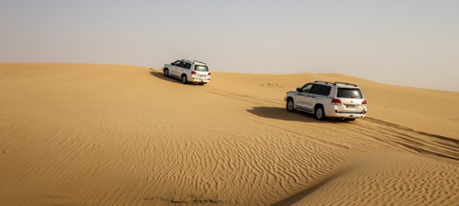 four wheel drive at desert