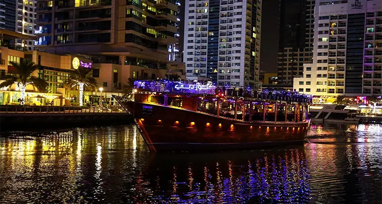 Dubai Dhow Cruise Dinner