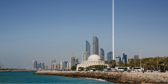 Abu Dhabi Corniche Kayaking