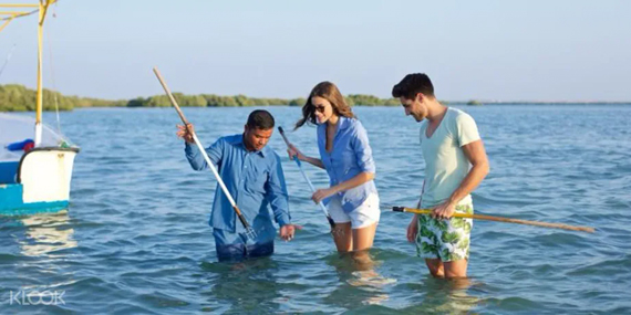 Go crab hunting