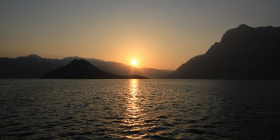 Day trip to the stunning Fjords of Musandam