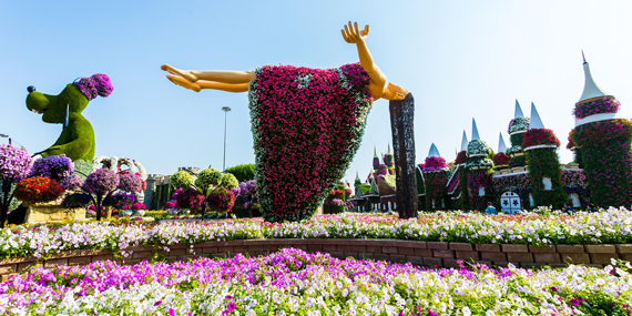 Snap amazing photos at the Dubai Miracle Garden