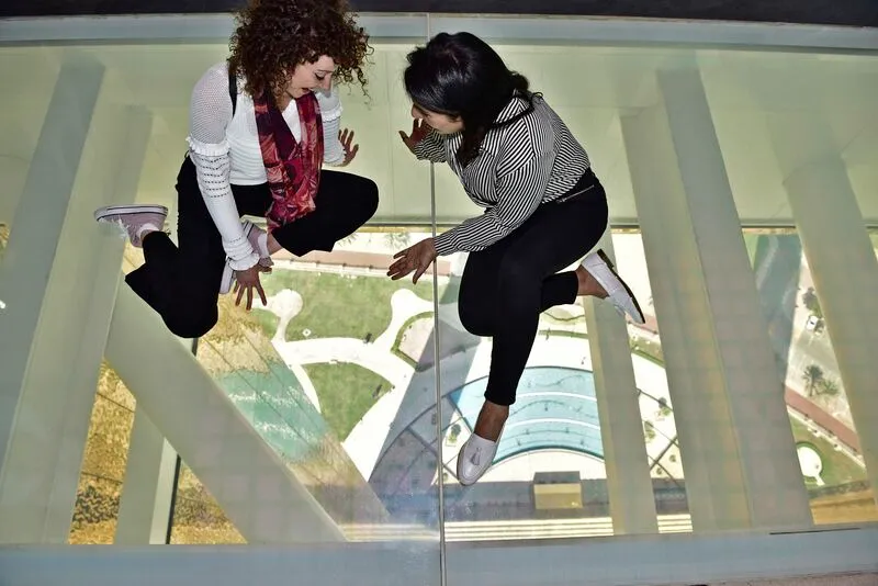 dubai frame sky bridge