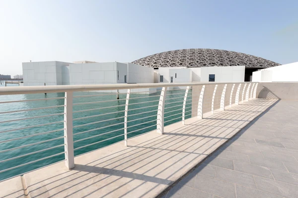 Rain of light effect under the dome of Louvre Abu Dhabi