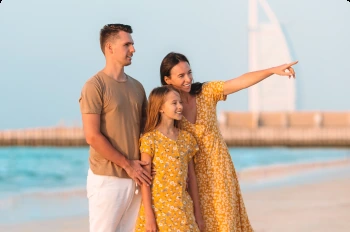 Family sightseeing in Abu Dhabi during a six to eight-hour layover tour