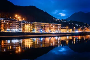 Oman hotel scene for UAE travellers booking through Arabiers
