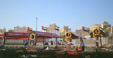 How to Book a Private Abra Ride on Dubai Creek?