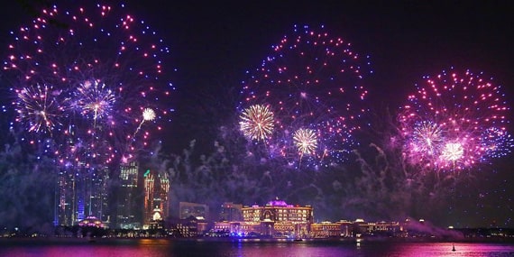 Emirates Palace fire show