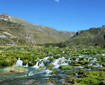 Salalah sightseeing experience with private Omani guide
