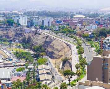 Salalah sightseeing experience with private Omani guide