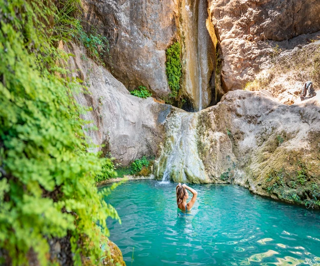 Salalah holiday package from Abu Dhabi with private guided touring across Dhofar, Oman
