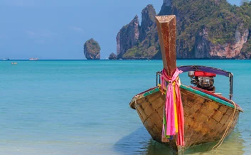 Phuket beach and island experience included in the Thailand package